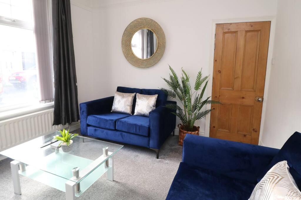 2 Bedroom Characterful House Lancaster Exterior photo